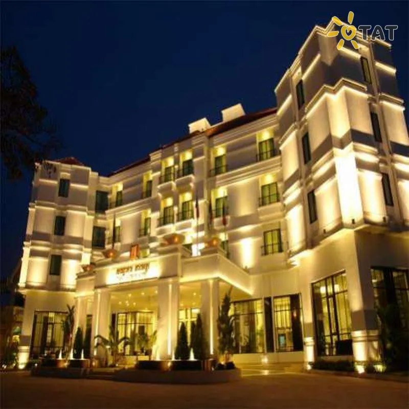 Фото отеля Tara Angkor Hotel 4* Сієм Рієп Камбоджа екстер'єр та басейни