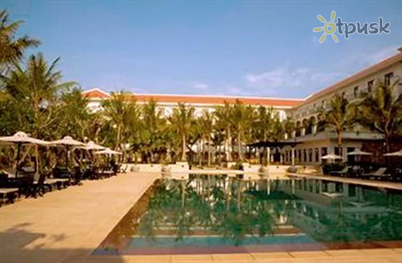 Фото отеля Lotus Resort & Spa 4* Siem Reapa Kambodža ārpuse un baseini