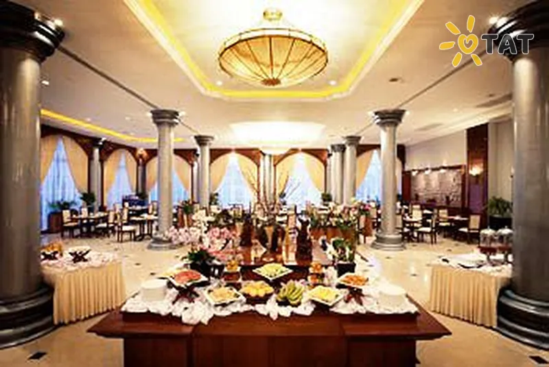 Фото отеля Ree Hotel 4* Сієм Рієп Камбоджа бари та ресторани