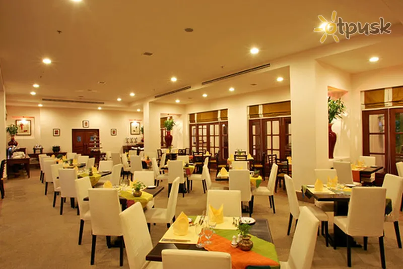 Фото отеля Royal Angkor Resort 5* Сием Риеп Камбоджа бары и рестораны