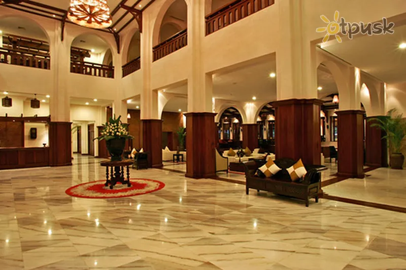 Фото отеля Royal Angkor Resort 5* Siem Reapa Kambodža vestibils un interjers