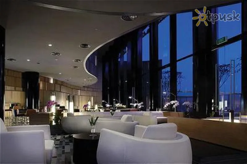 Фото отеля Crowne Plaza Changi Airport 4* Сингапур Сингапур бары и рестораны