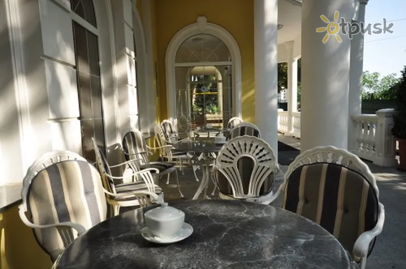 Фото отеля Времена Года 3* Jalta Krymas barai ir restoranai