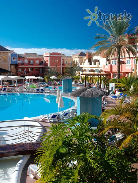 Фото отеля Granada Park Aparthotel 3* par. Tenerife (Kanārijas) Spānija ārpuse un baseini
