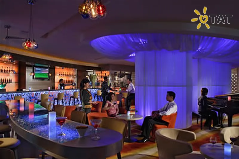 Фото отеля Parkroyal on Kitchener Road 4* Сінгапур Сінгапур бари та ресторани