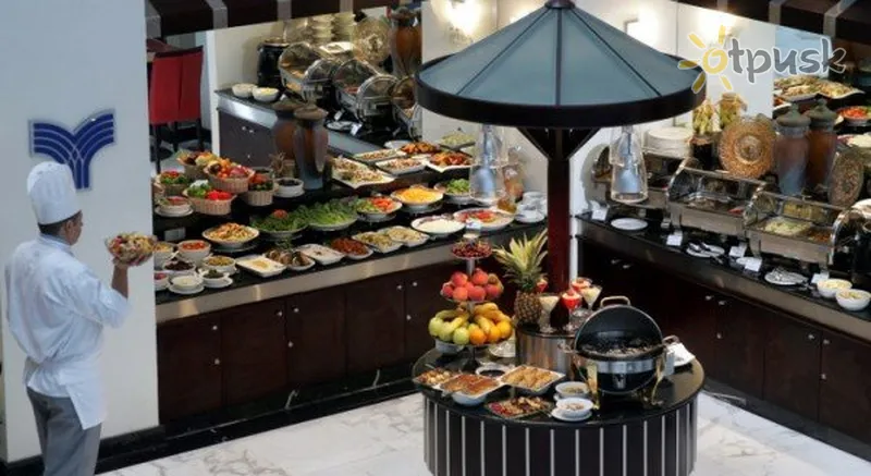 Фото отеля Queen Center Rotana Suites 5* Дамаск Сирія бари та ресторани