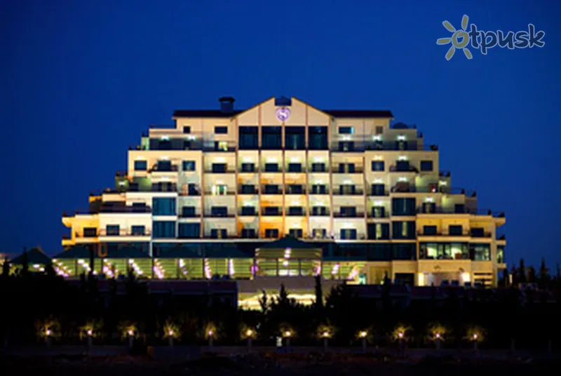 Фото отеля Sheraton Ma'aret Sednaya Hotel & Resort 5* Damaskas Sirija išorė ir baseinai