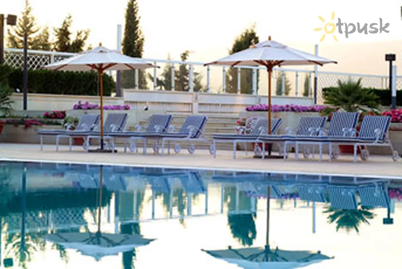 Фото отеля Sheraton Ma'aret Sednaya Hotel & Resort 5* Дамаск Сирія екстер'єр та басейни