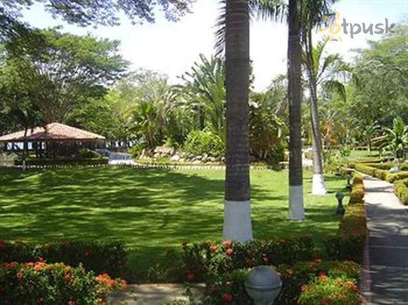 Фото отеля Casa Conde Del Mar 4* Папагайо Коста Рика экстерьер и бассейны