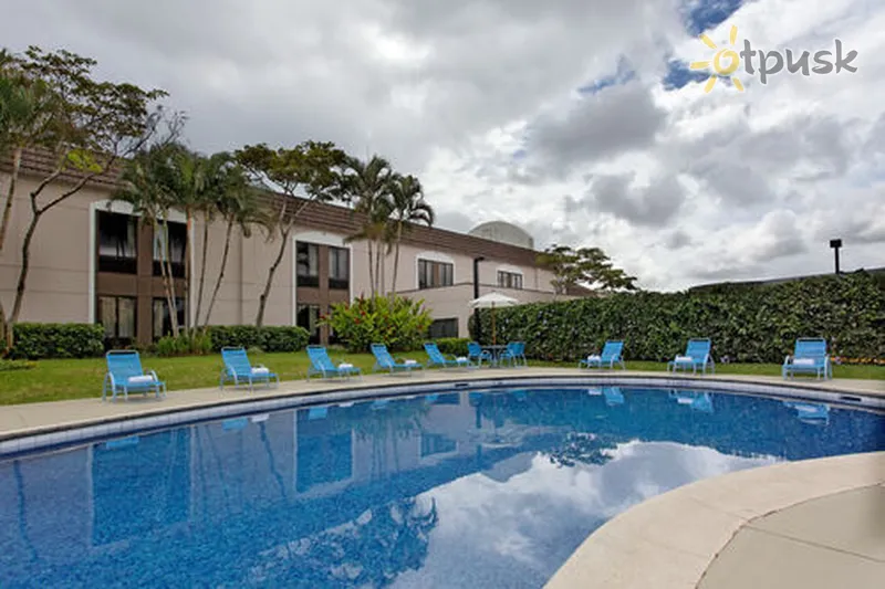 Фото отеля Holiday Inn Express San Jose Airport 3* Сан Хосе Коста Рика экстерьер и бассейны
