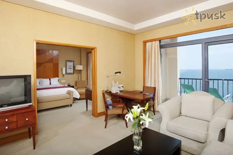 Фото отеля Holiday Inn Sea View Qinhuangdao 5* Beidaihe Ķīna istabas