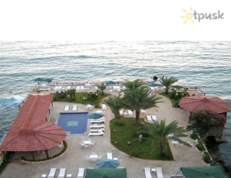 Фото отеля Arcada Marina 4* Джуние Ливан экстерьер и бассейны