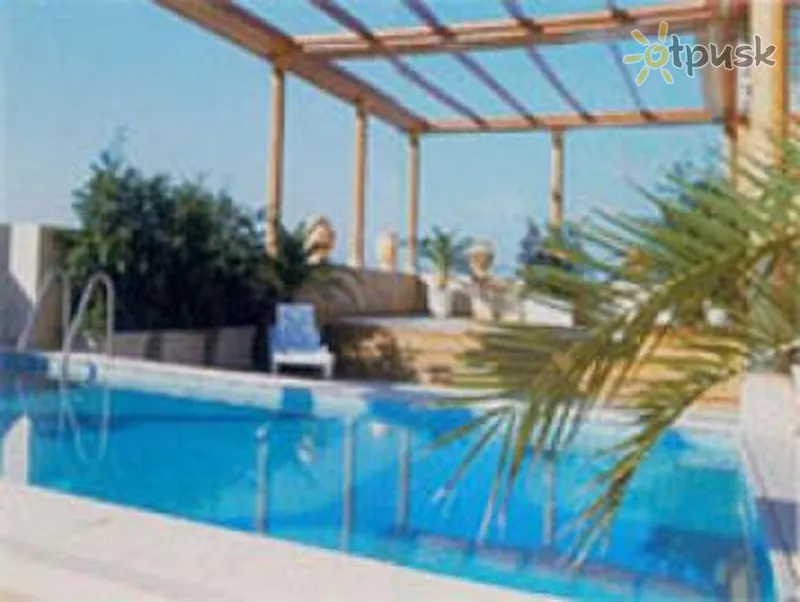 Фото отеля Grand Hotel Versailles 4* Beirutas Libanas išorė ir baseinai