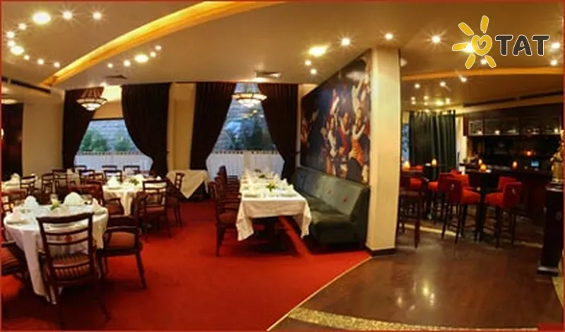 Фото отеля Takaya Suites 4* Бейрут Ліван бари та ресторани