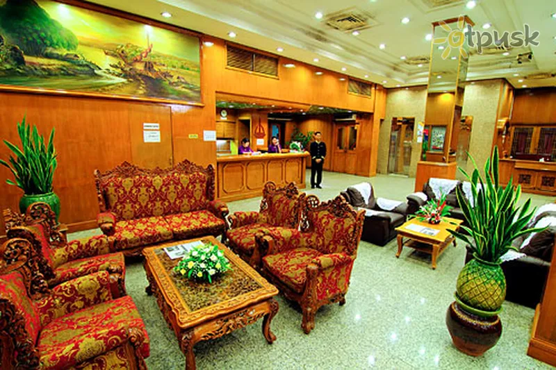 Фото отеля Central Hotel Yangon 3* Янгон М'янма лобі та інтер'єр
