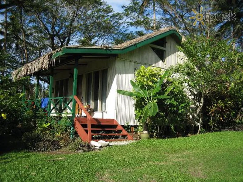 Фото отеля Maravu Plantation Resort 4* Тавеуни Фиджи экстерьер и бассейны