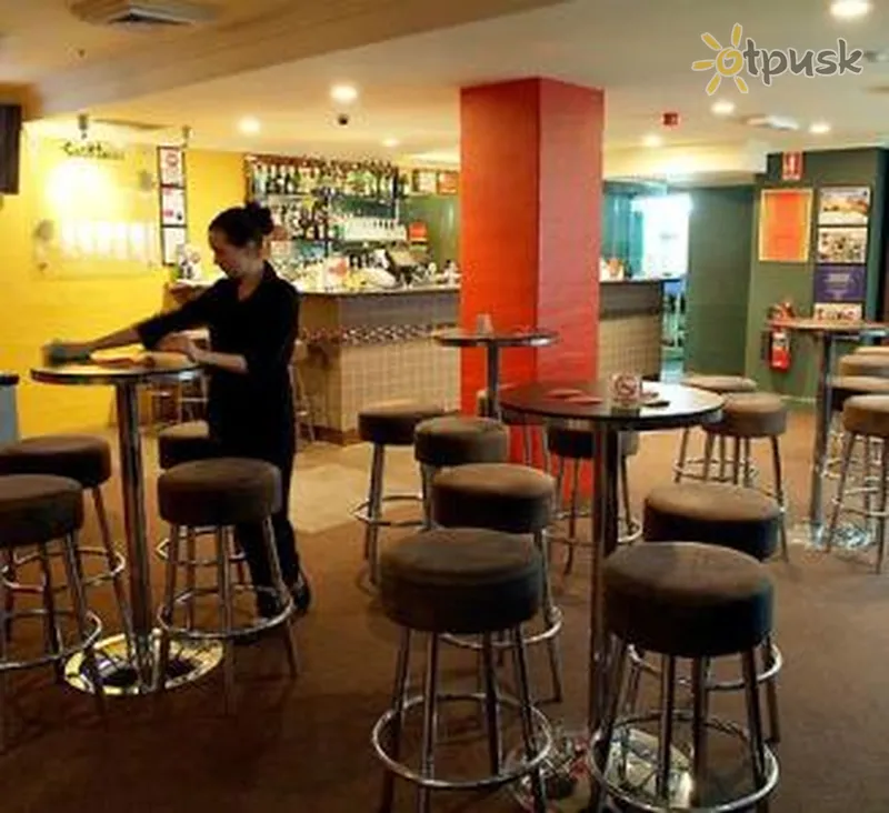 Фото отеля Aarons Hotel Sydney 3* Sidneja Austrālija bāri un restorāni