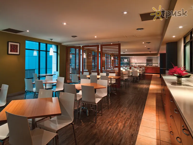 Фото отеля Travelodge Sydney 3* Sidneja Austrālija bāri un restorāni
