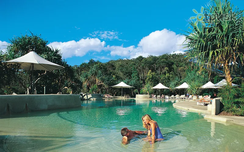 Фото отеля Kingfisher Bay Resort 3* Острова Квинсленда Австралия экстерьер и бассейны