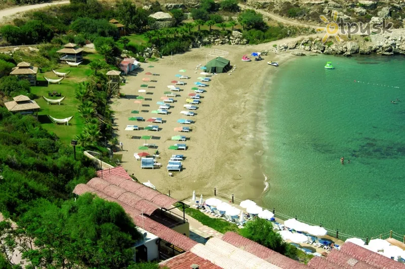 Фото отеля Merit Crystal Cove Hotel 5* Кірінія Кіпр пляж