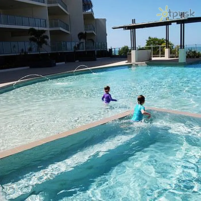 Фото отеля Vue Apartments Trinity Beach 5* Великий Бар'єрний риф Австралія екстер'єр та басейни