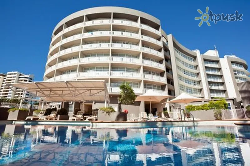 Фото отеля Holiday Inn Cairns 4* Kernsas Australija išorė ir baseinai