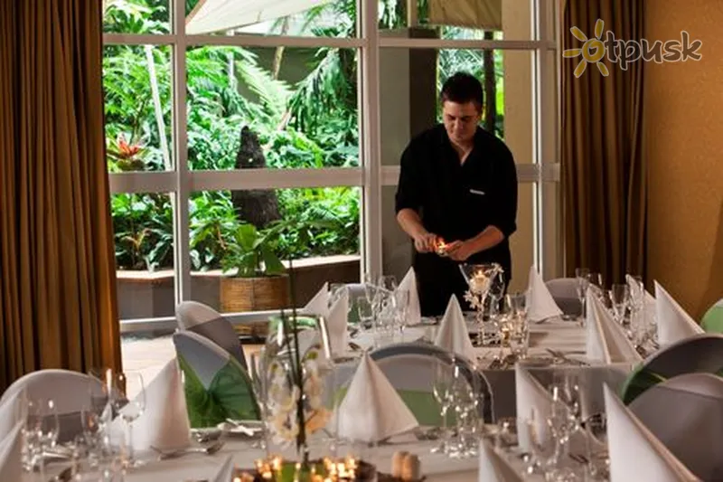 Фото отеля Holiday Inn Cairns 4* Kērnsa Austrālija bāri un restorāni