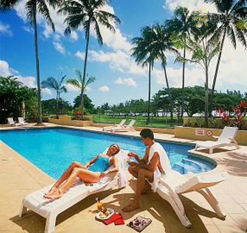 Фото отеля Mercure Hotel Harbourside Cairns 3* Кернс Австралія екстер'єр та басейни