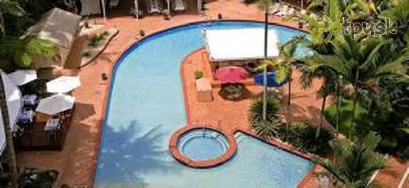 Фото отеля Rydges Tradewinds Cairns 4* Кернс Австралія екстер'єр та басейни