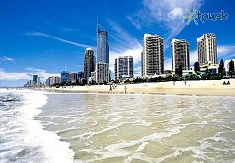 Фото отеля Grand Chancellor Surfers Paradise Resort 4* Золотой Берег Австралия пляж