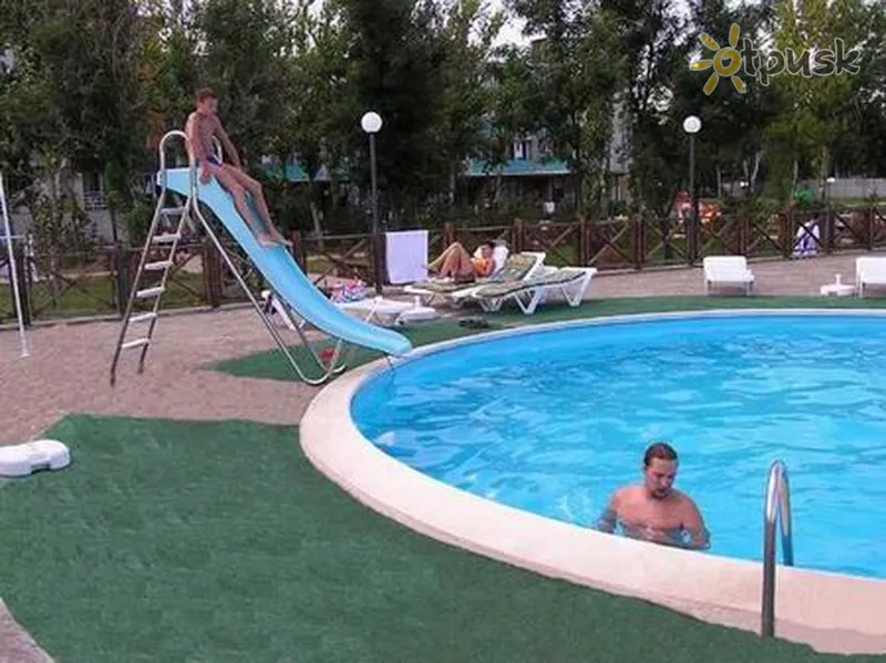 Фото отеля Ореанда 3* Бердянск Украина аквапарк, горки