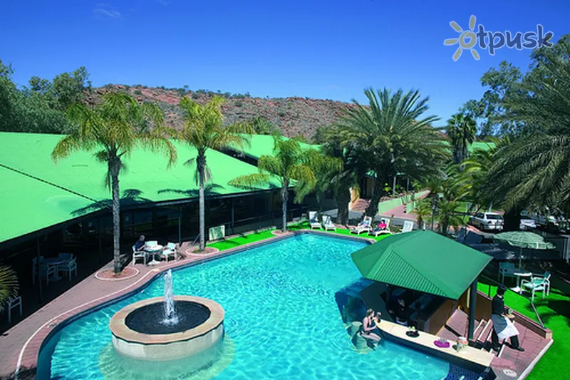 Фото отеля Chifley Alice Springs Resort 3* Аліс Спрінгс Австралія екстер'єр та басейни
