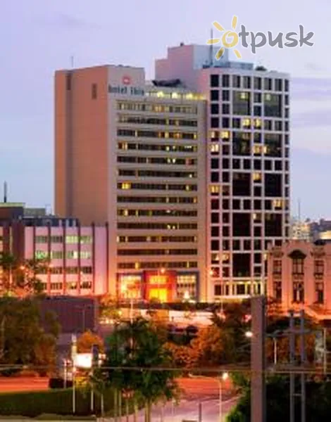Фото отеля Ibis Brisbane 3* Брисбен Австралия экстерьер и бассейны