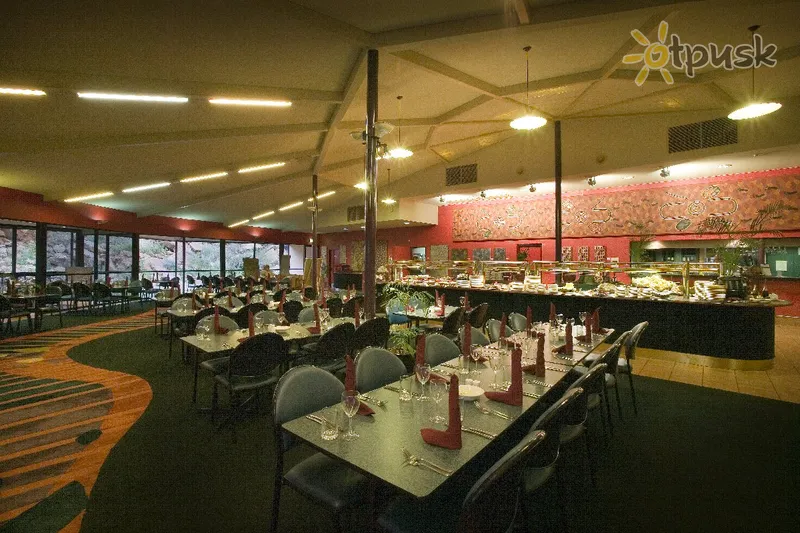 Фото отеля Kings Canyon Resort 4* Eiersa roka Austrālija bāri un restorāni
