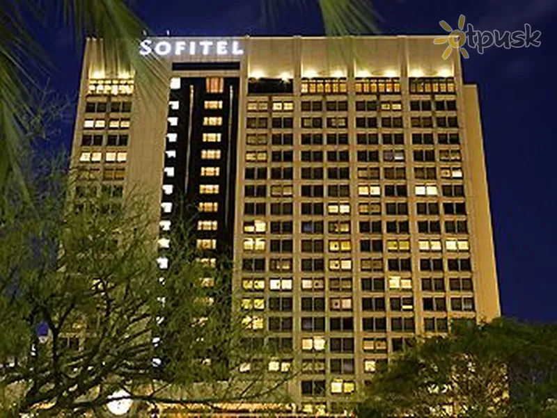 Фото отеля Sofitel Brisbane Central 5* Брисбен Австралия экстерьер и бассейны