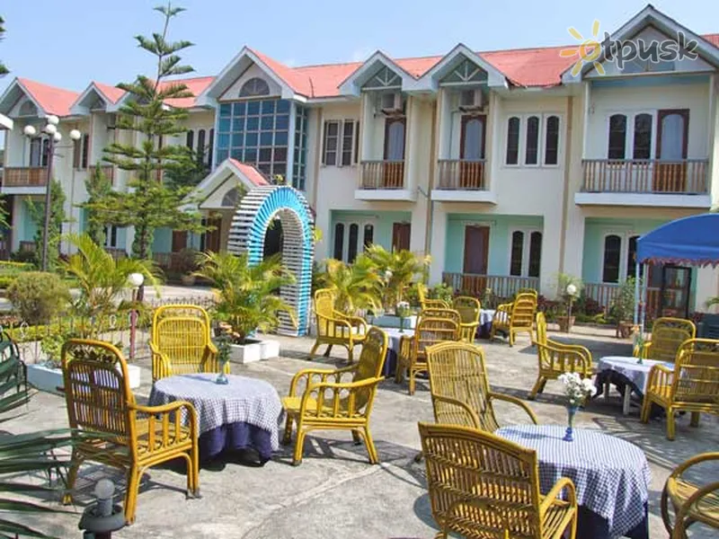 Фото отеля Paradise Inle Resort 3* Озеро Інле М'янма екстер'єр та басейни