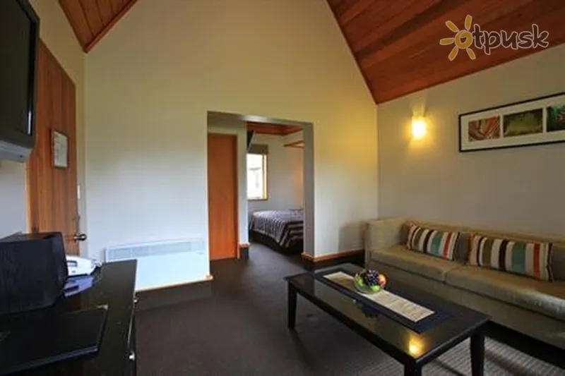 Фото отеля Distinction Te Anau Hotel & Villas 4* Te Anau Jaunzēlande cipariem