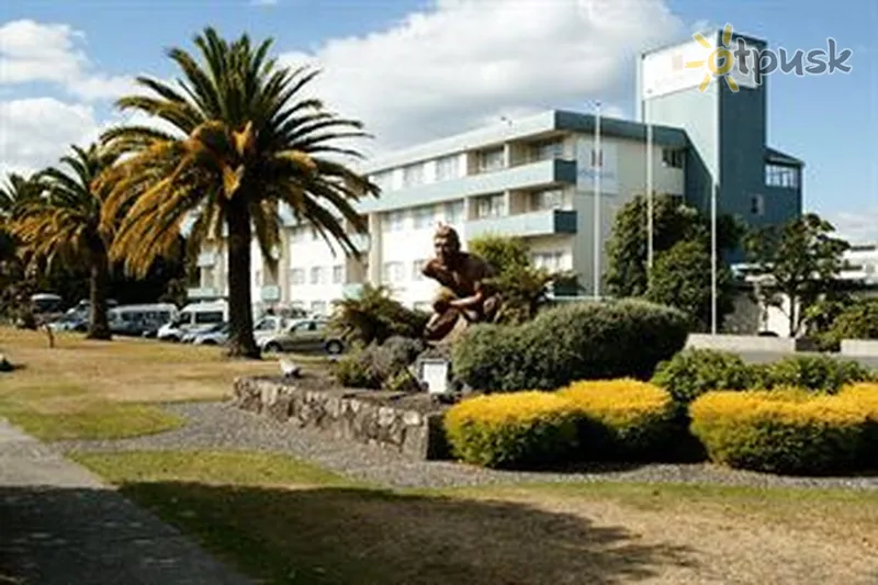Фото отеля Kingsgate Hotel Rotorua 3* Роторуа Новая Зеландия экстерьер и бассейны