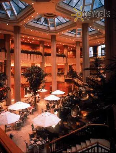 Фото отеля Grand Hilton Seoul 5* Сеул Южная Корея бары и рестораны