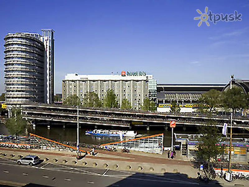 Фото отеля Ibis Amsterdam Centre 3* Амстердам Нидерланды экстерьер и бассейны
