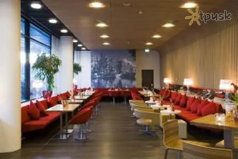 Фото отеля Ibis Amsterdam Centre 3* Амстердам Нідерланди лобі та інтер'єр