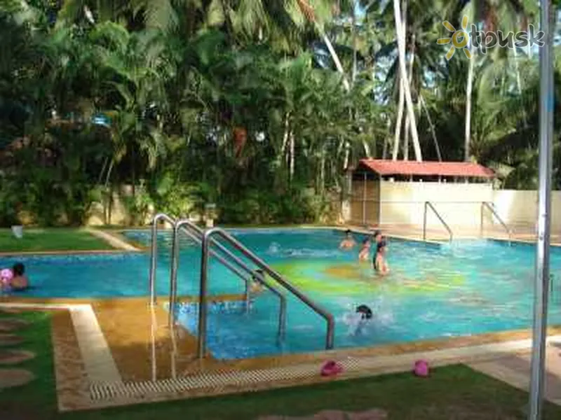 Фото отеля Country Club Treasure Cove 4* Kerala Indija išorė ir baseinai