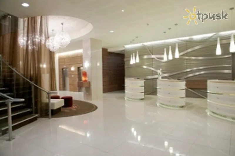Фото отеля Novotel Christchurch Cathedral Square 4* Kraistčērča Jaunzēlande vestibils un interjers