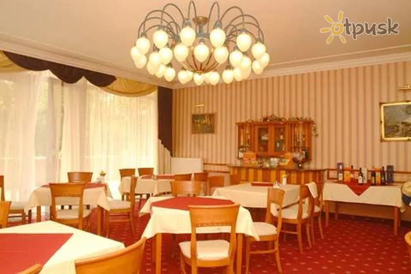 Фото отеля Hunguest Hotel Apollo 4* Хайдусобосло Угорщина бари та ресторани