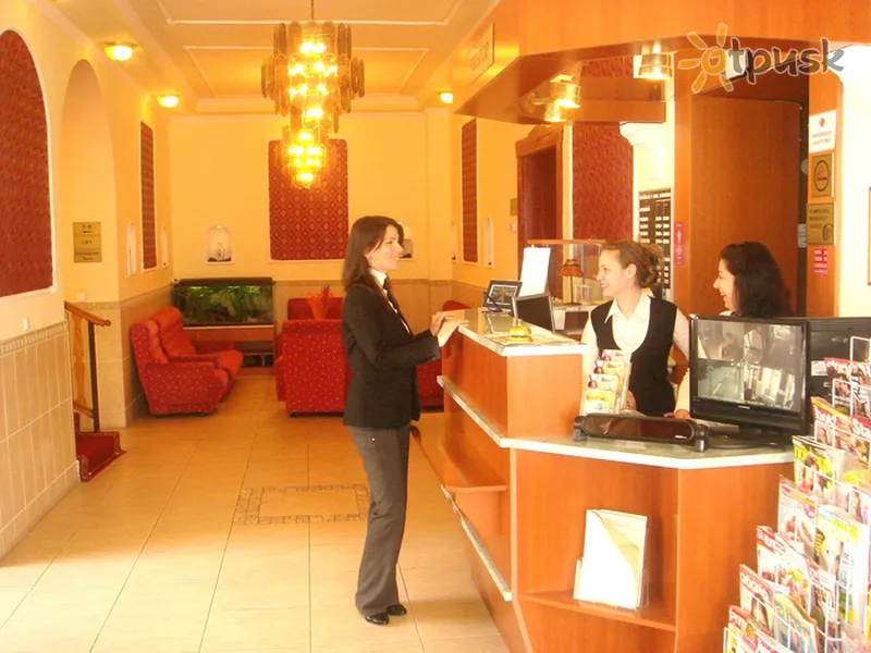Фото отеля Hotel Korona 4* Эгер Венгрия лобби и интерьер