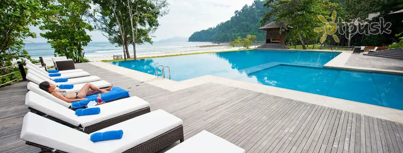 Фото отеля Bunga Raya Island Resort 5* Кота Кінабалу Малайзія екстер'єр та басейни