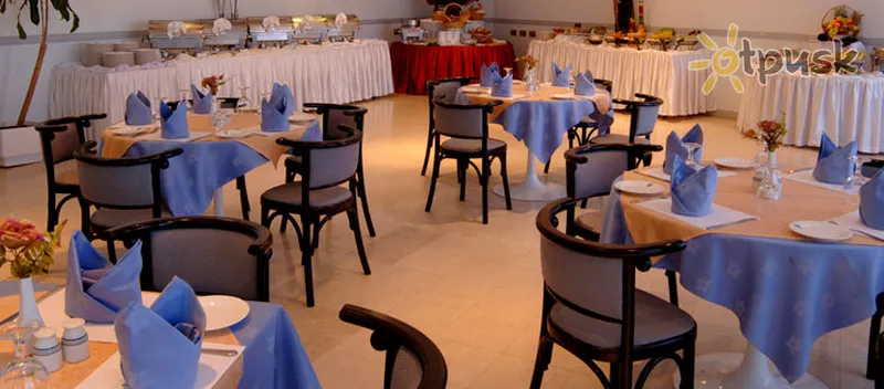 Фото отеля Al Falaj Hotel 3* Muskatas Omanas barai ir restoranai