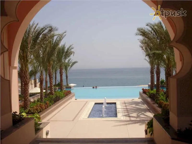 Фото отеля Shangri-La Al Husn 5* Muskatas Omanas išorė ir baseinai