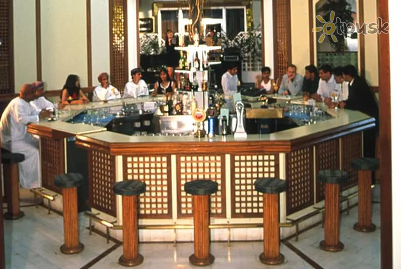 Фото отеля Sheraton Oman Hotel 5* Маскат Оман бары и рестораны