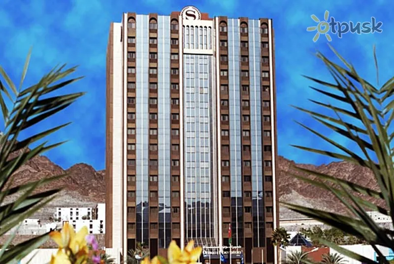 Фото отеля Sheraton Oman Hotel 5* Маскат Оман екстер'єр та басейни